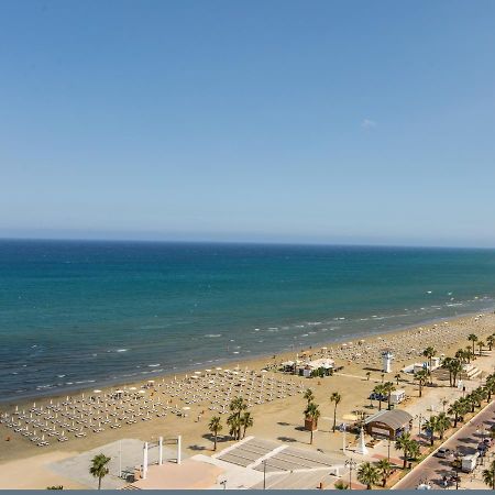 Elena Court Apt 401 Lejlighed Larnaca Eksteriør billede